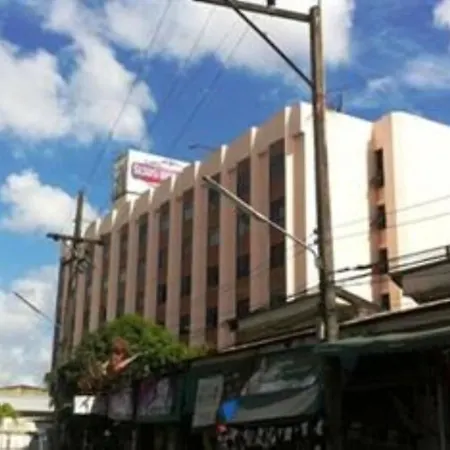River Grand Hotel-3
