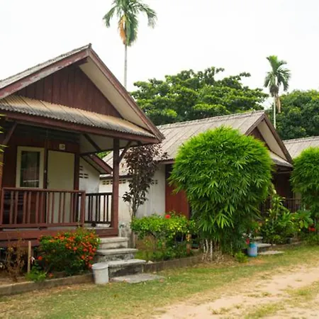 Weekender Bungalow-2