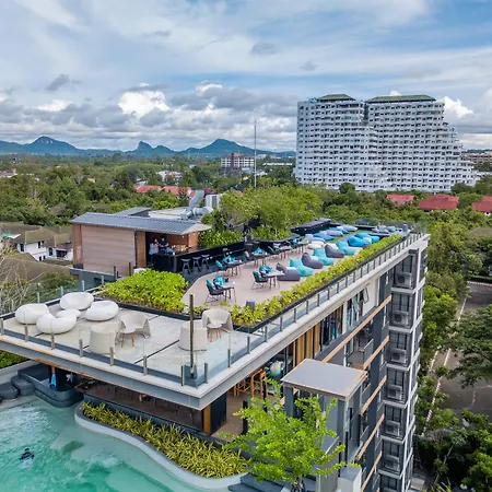 Seaphere Pattaya Hotel By Elite Suites-3