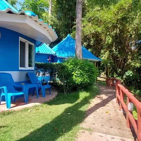 Koh Mak Buri Hut Natural Resort-2
