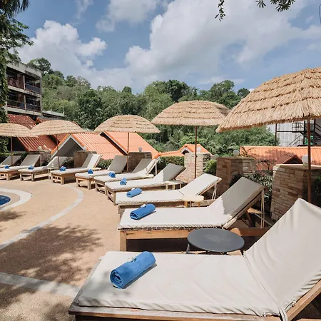 Club Bamboo Boutique Patong Beach Resort-2