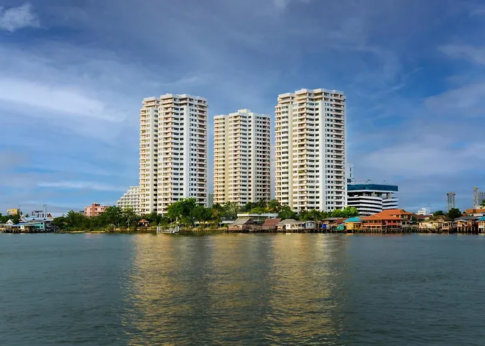 Riverine Place And Residence