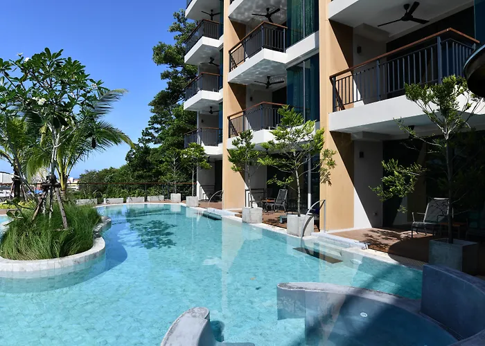 Skyview Resort Phuket Beach