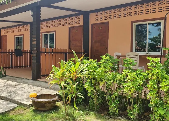Koh Ngai Kaimuk Thong Resort