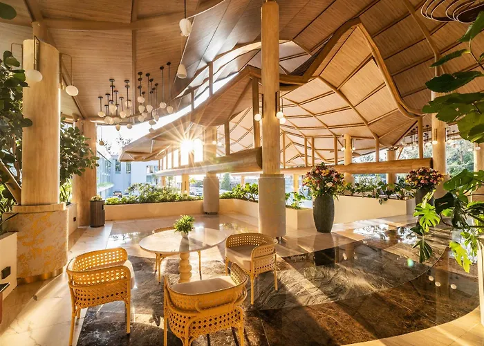 Phuket Emerald Beach Resort Karon, Thailand