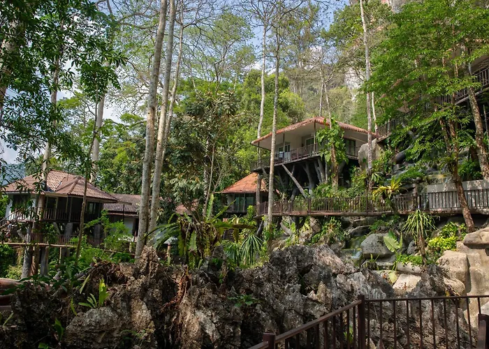 Rock And Tree House Resort Khao Sok National Park, Thailand