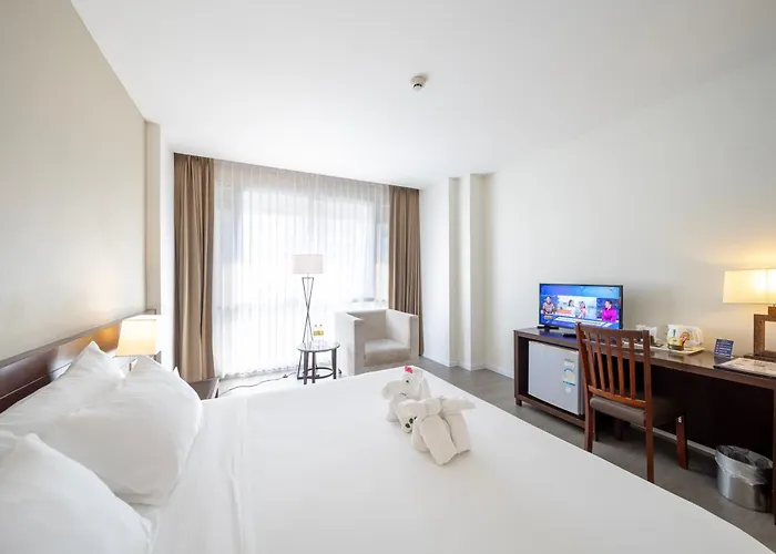 Golden Crown Grand