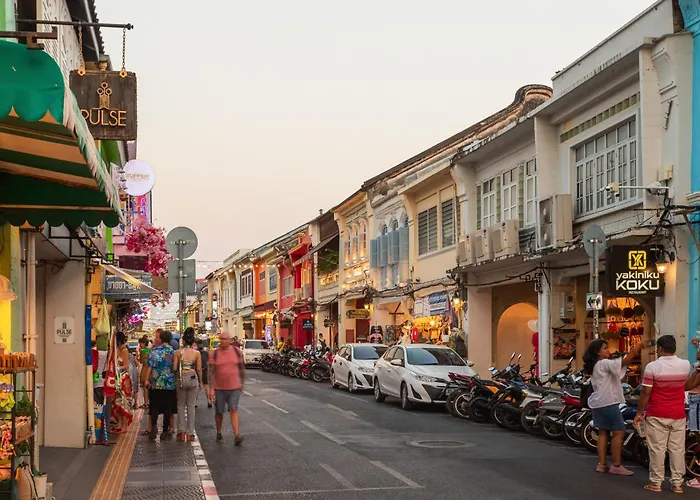 Recenta Style Phuket Town