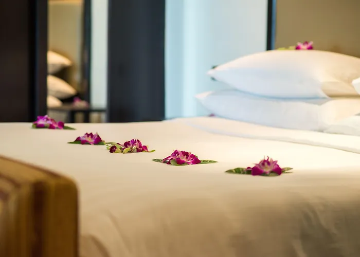 Andaman White Beach Resort - Sha Plus Nai Thon Beach, Thailandia