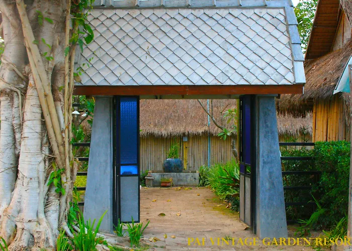 Pai Vintage Garden Resort