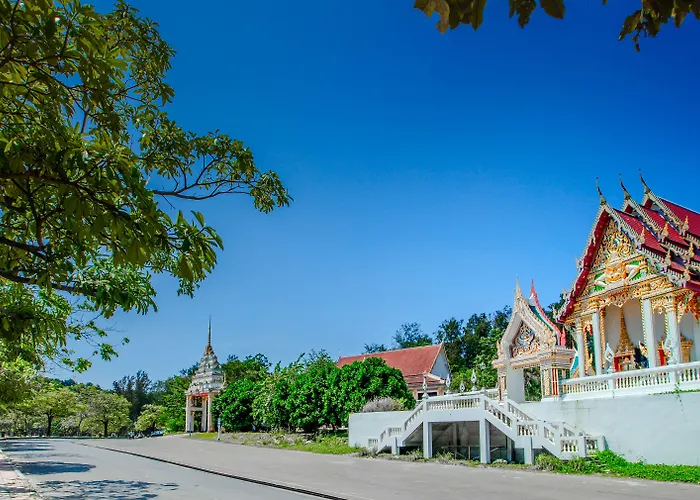 Naiharn Beach Resort - SHA Plus Extra Nai Harn, Thailand