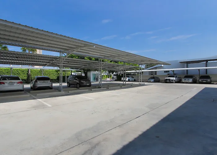 White Sand Beach Residences Pattaya