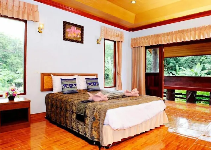 Khaosok Rainforest Resort Khao Sok National Park, Thailand