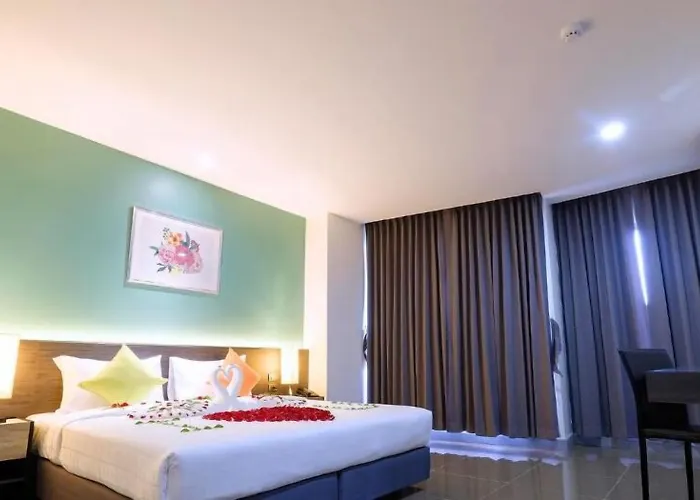 Clover Hotel Hatyai
