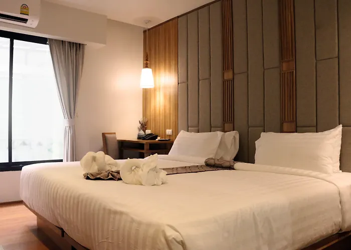 Lanna Thaphae Hotel