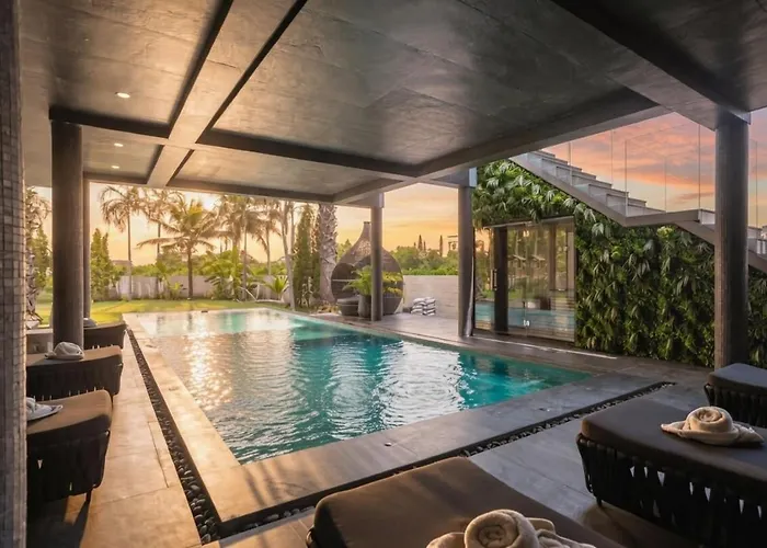 Palm Villa - Award Winning Modern Luxury & Exclusive Villa