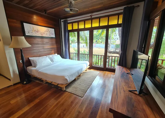 Villa Salad Hut Salad Beach, Thailand