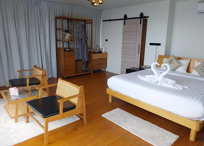 Baan View Talay Pool s