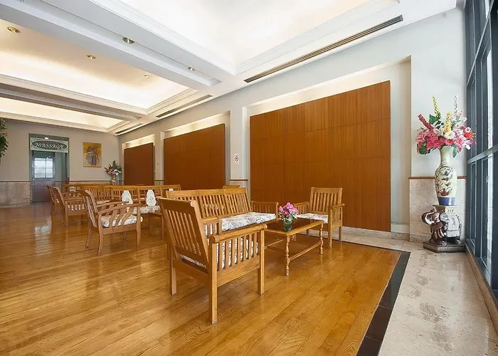 Grand Plaza Hotel