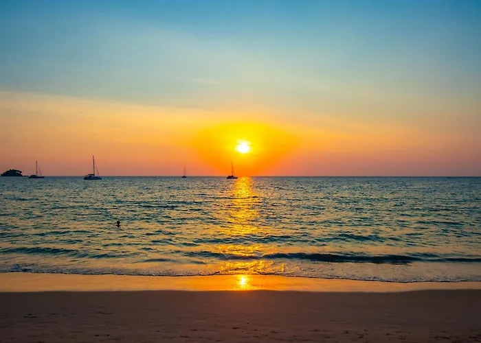 Naiyang Park Resort - Beachfront Escape Nai Yang Beach, Thailand
