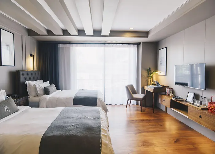 Marine Beach Hotel Pattaya - Sha Plus