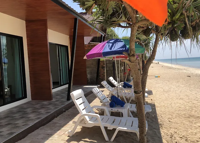 Lanta Seafront Resort