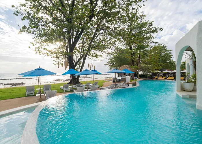 Ocean Breeze Khaolak